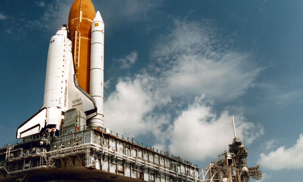 Rollout of Discovery to launch pad 39B..jpg