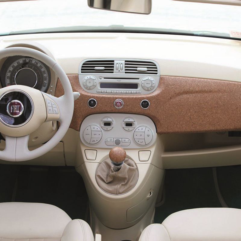 romeo-ferraris-launches-fiat-500c-sardinia_5.jpg