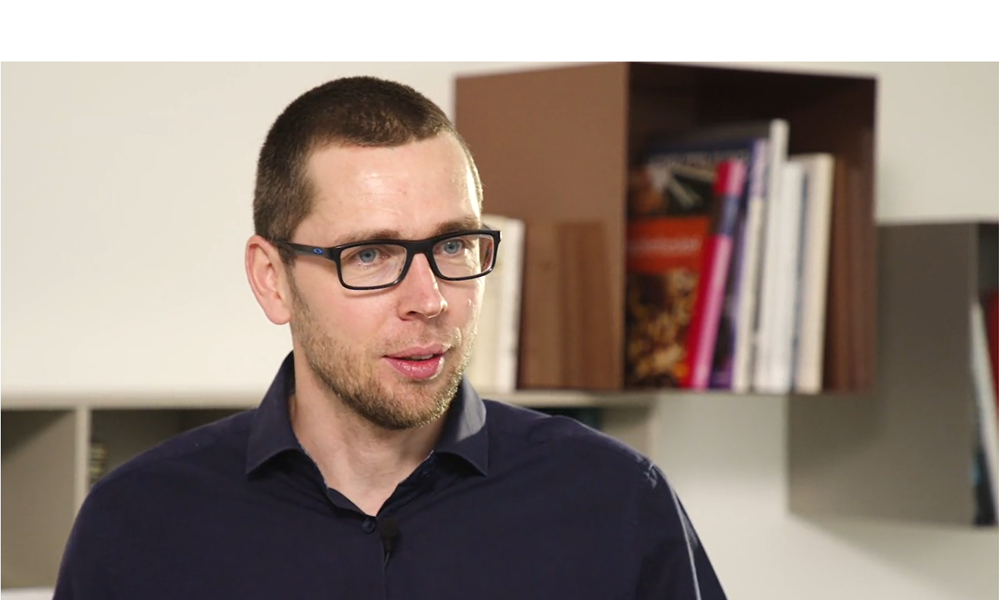 Egger photo new 1.png