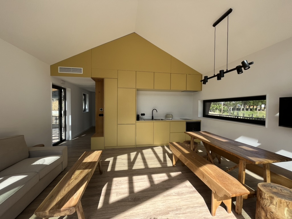 Architecture in Dialogue with Nature: Expanded Cork Cladding | Case ...